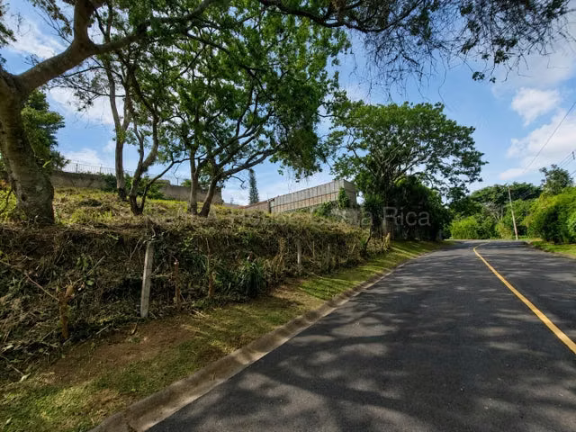 Venta de Lote en Residencial Bosques de Doña Rosa, San Antonio de Belén RZ - Imagen 3