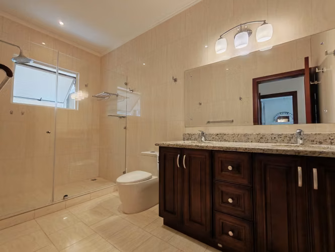 Se alquila apartamento amoblado en San Rafael de Escazú. - Imagen 11
