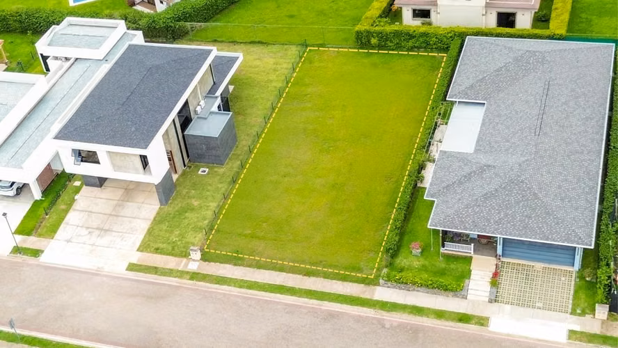 Lote en venta en Madero Negro, Hacienda Los Reyes, La Guácima | 612 m²