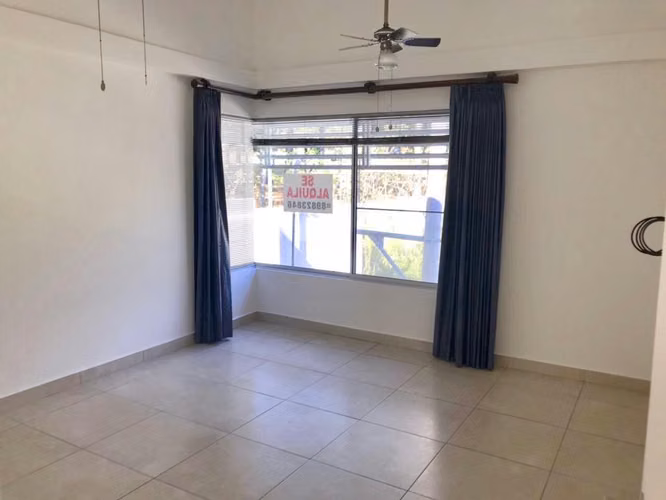 Moderna y amplia casa en condominio de 40 casas (Condominio Solem) - Imagen 11