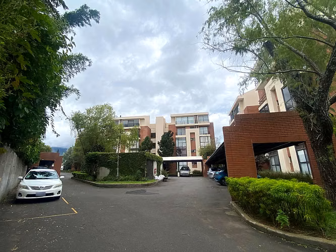 Exclusivo Apartamento en Venta Escazu Bello Horizonte - Imagen 16