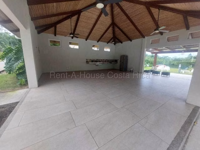 Venta de Apartamento Amueblado en Matamá-San José. 27-474 LCV
