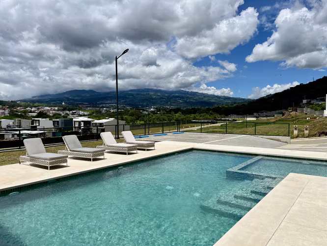 SE ALQUILA CASA NUEVA EN CONDOMINIO AYARCO 385 - SANCHEZ - CURRIDABAT - Imagen 18
