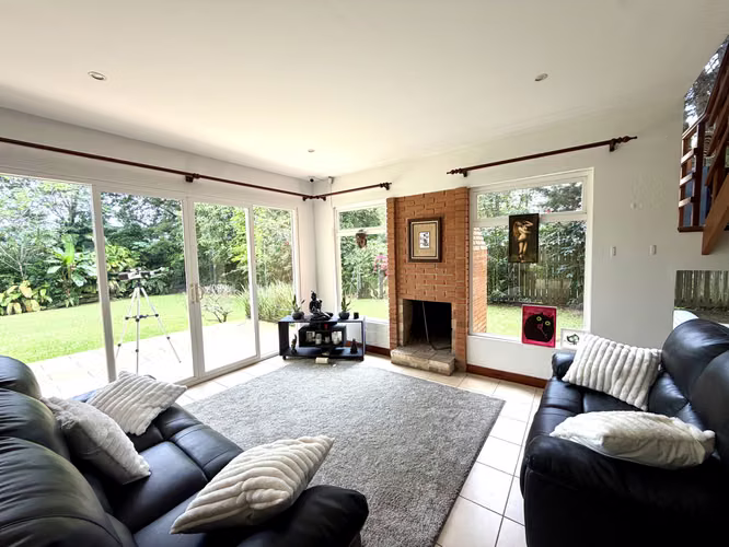 VENTA DE ESPECTACULAR CASA EN RESIDENCIAL EL REFUGIO - SAN RAMON - TRES RIOS - Imagen 6