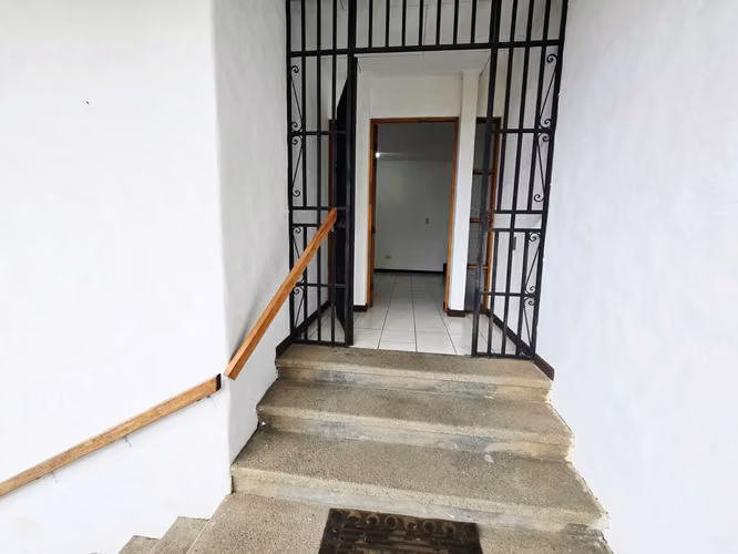 Venta de casa en Escazú, Guachipelín - Imagen 2