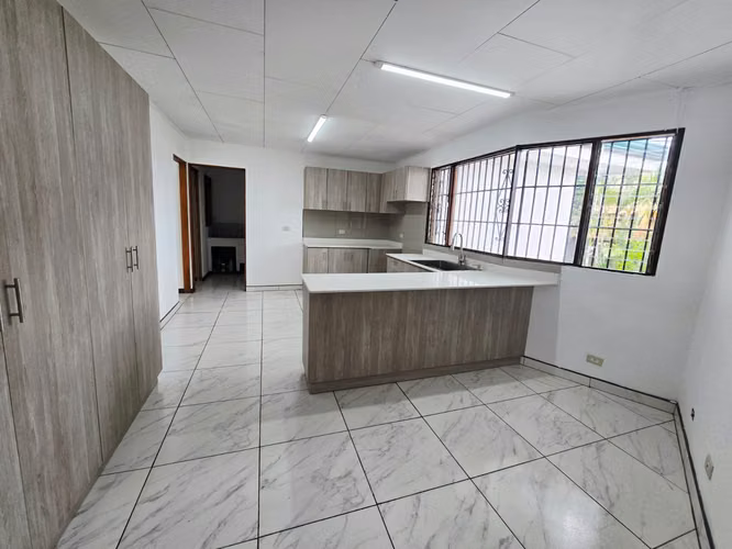 Venta de casa en Escazú, Guachipelín - Imagen 5