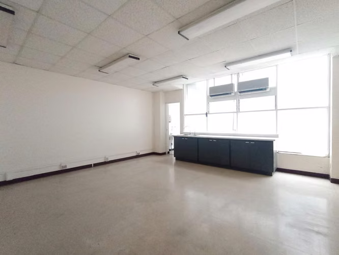 Edificio Comercial en Venta – Avenida 3, San José Centro