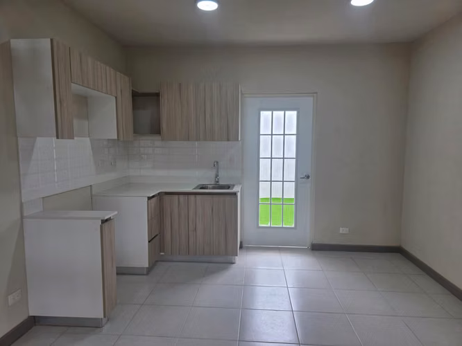 Alquiler de Apartamento Condominio Nova - Imagen 3
