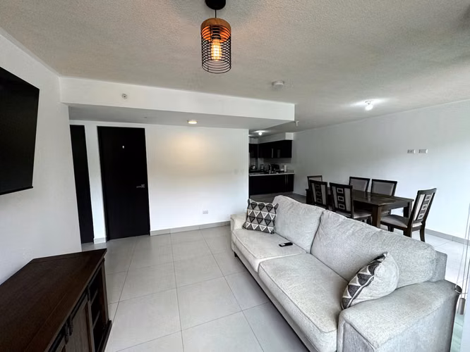Alquiler de apartamento amueblado - Condominio Altamira, San Pablo de Heredia - Imagen 5