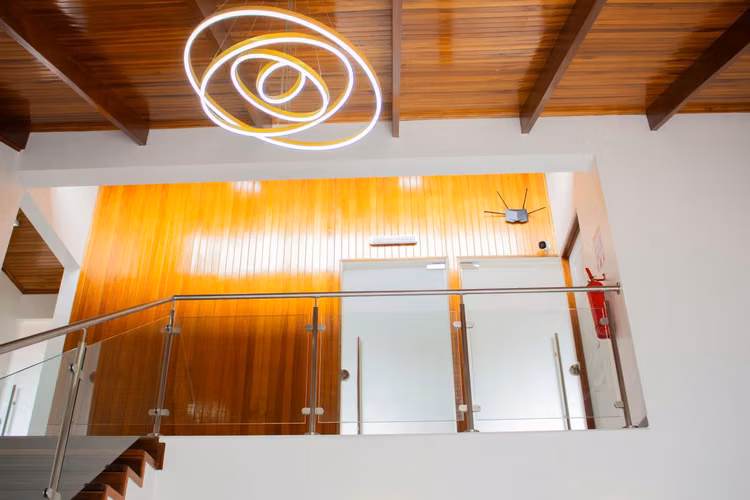 Edificio para clínica u oficinas en alquiler | Taras, Cartago - Imagen 8