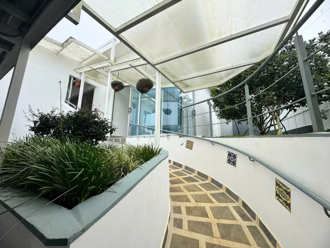 Moderna casa en venta San Ramon Piedades Norte - Imagen 10