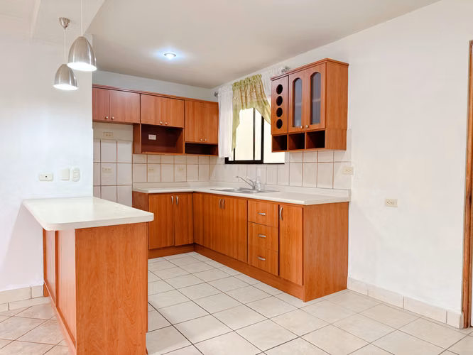 Apartamento en Alquiler / 2 habitaciones / Tres Ríos - Imagen 3