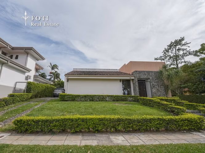 Bosque Dorado Santa Ana | 322 m² | Un nivel | 4 habitaciones