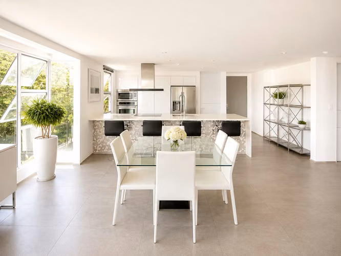 Apartamento amoblado en alquiler en Santa Ana - Imagen 3