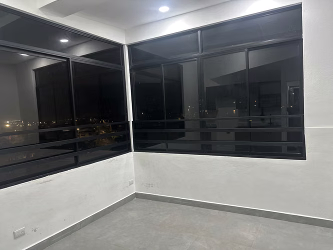 Apartamento Av. 65A Frente a Plaza Lincoln 2 Habitación incluye consumo de Agua y Electricidad. - Imagen 3