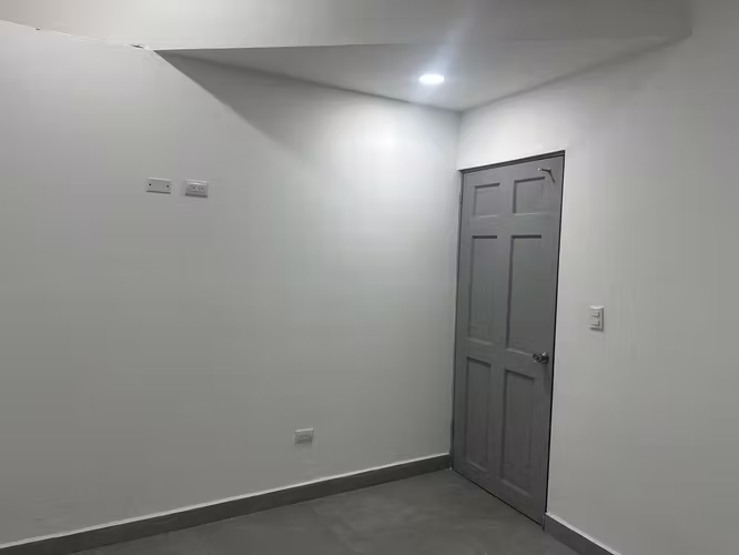 Apartamento Av. 65A Frente a Plaza Lincoln 2 Habitación incluye consumo de Agua y Electricidad. - Imagen 11
