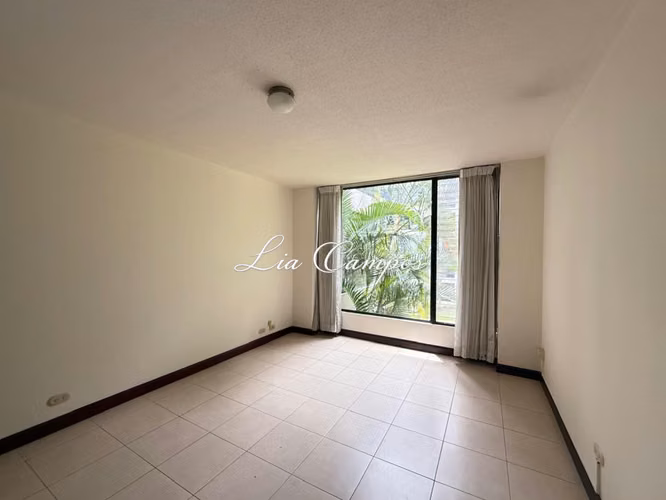 AMPLIO APARTAMENTO EN ALQUILER – SAN RAFAEL DE ESCAZÚ - Imagen 3
