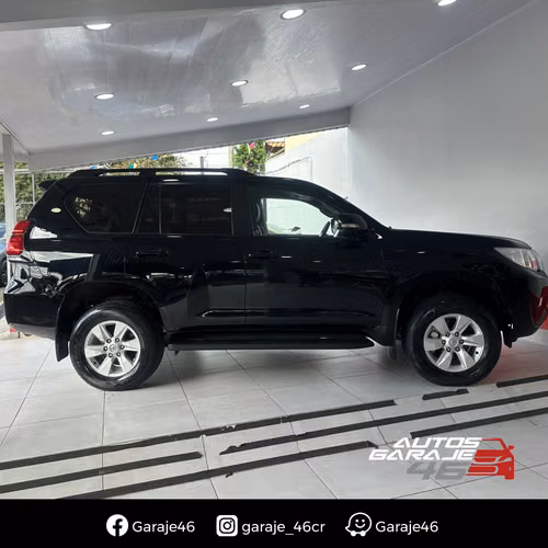 TOYOTA LAND CRUISER PRADO TXL 2022 4X4