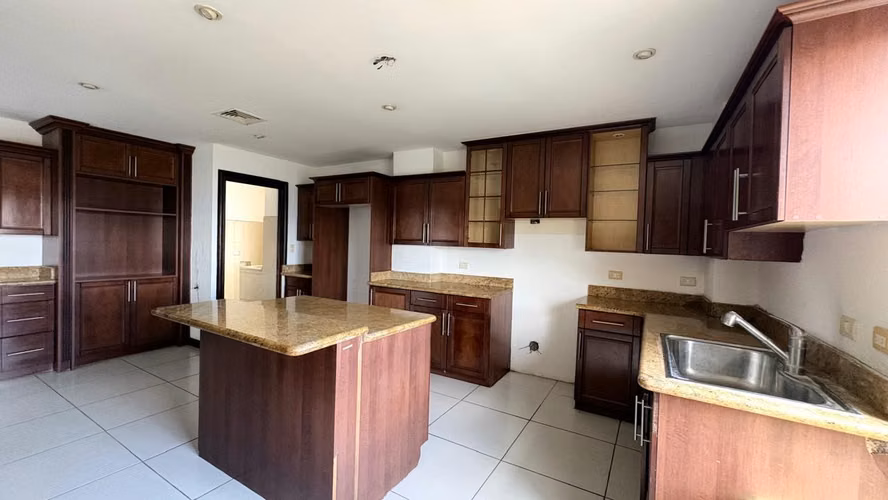 Remate bancario en  Condominio Valle Arriba en Escazú - Imagen 14