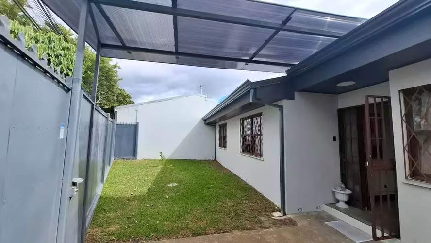 Venta de casa en San Pedro de Montes de Oca, San José 18276 - Imagen 1