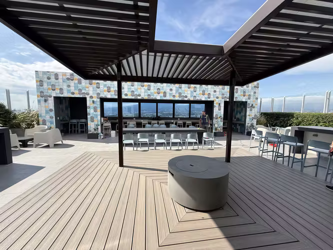 Penthouse en alquiler totalmente amueblado en Núcleo Sabana. (MJ) - Imagen 14
