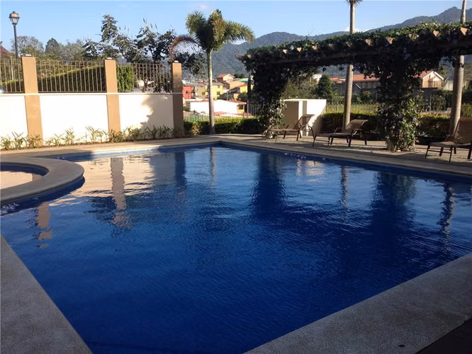 Alquiler de apartamento, en tercer piso. Condominio Torres del Sol, Tres Ríos - Imagen 5