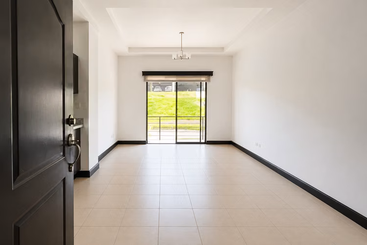 Alquiler de apartamento, en tercer piso. Condominio Torres del Sol, Tres Ríos - Imagen 9