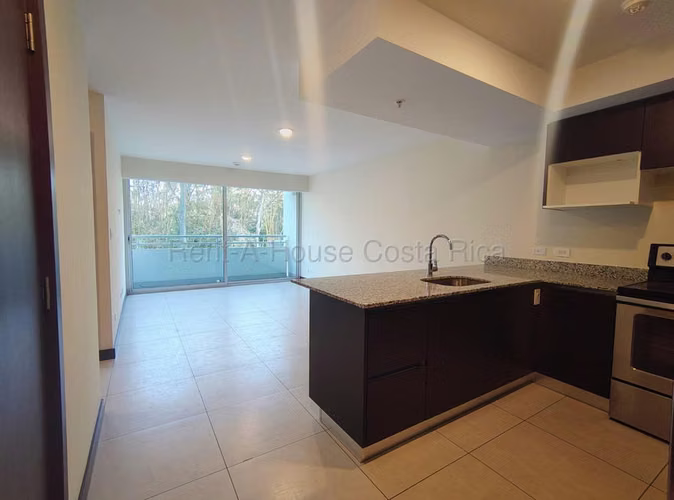 Venta de Apartamento en Ulloa-Heredia. 26-1806