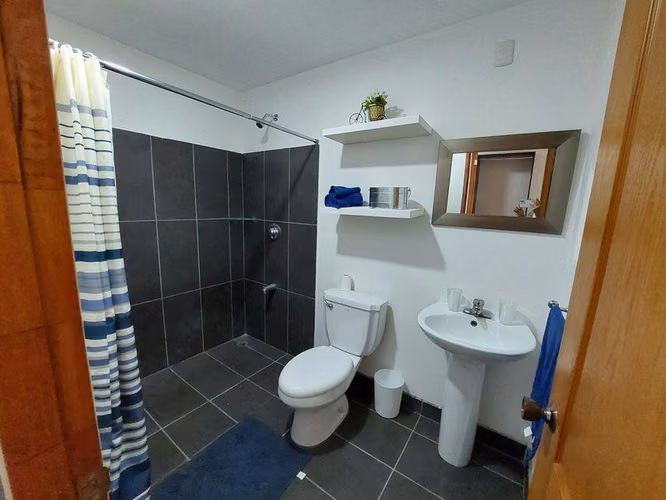 Venta de Apartamento AMUEBLADO en San Fco de Dos Ríos-San José. 26-574 - Imagen 3
