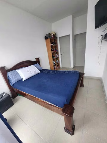Venta de Casa en San Antonio de Alajuela. RAH 27-408