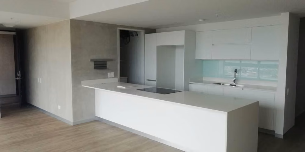 Se alquila amplio Apartamento en Freses de Curridabat - Imagen 2