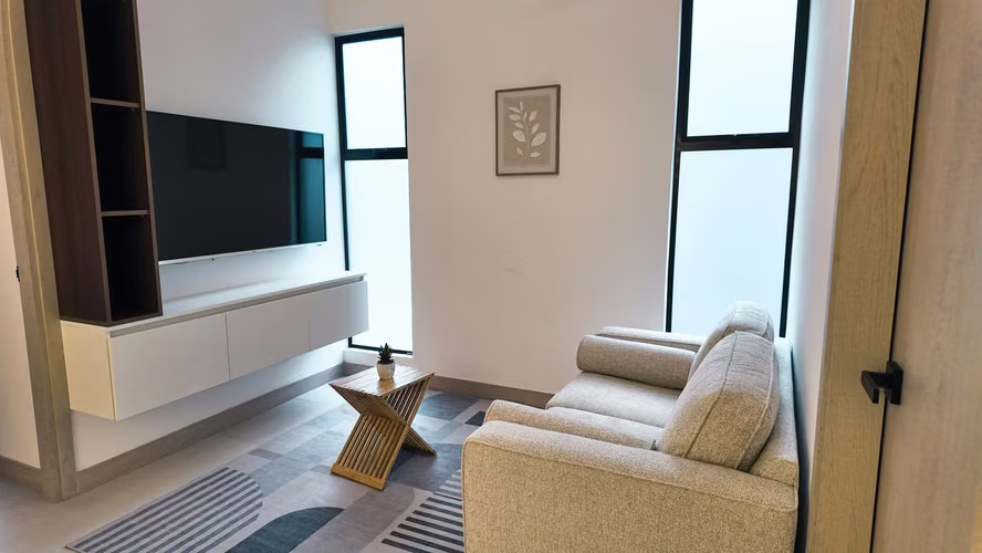 Casa de Lujo en Lindora | 3DOR/2.5BA | 188 m² + Patio 100 m²