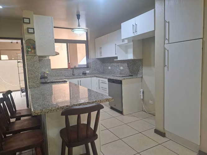 Se vende linda casa en Lomas de Ayarco, Curridabat - Imagen 2