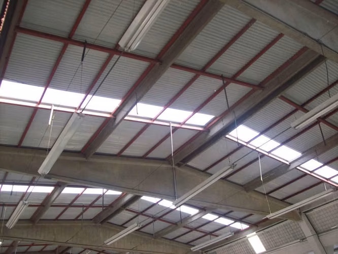 Se alquila bodega Comercial / Industrial - Imagen 3