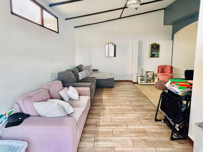 Vendo Casa 250 m2 en Condominio en Tirrases Curridabat - Imagen 11