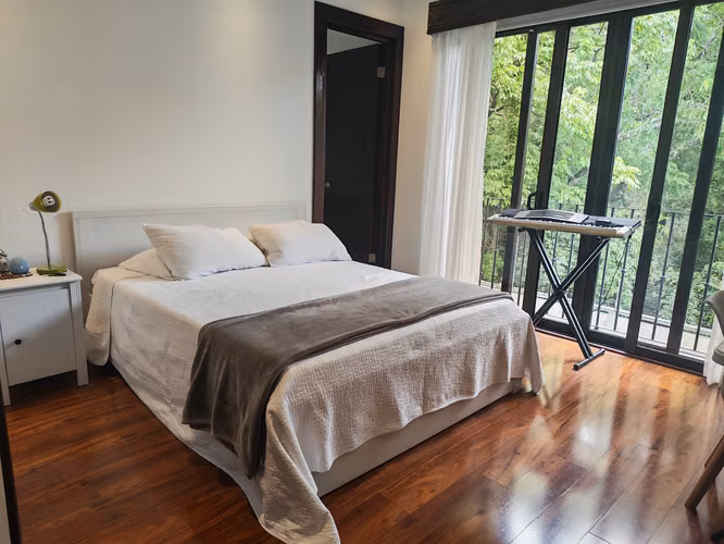 EXCLUSIVA RESIDENCIA EN VENTA | SANTA ANA - Imagen 13