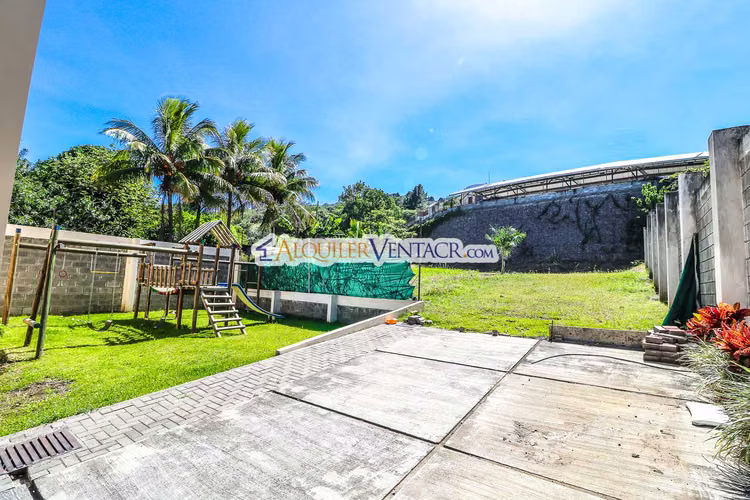 Lote plano de 1.162 m2 en Residencial privado en Santa Ana - Imagen 7