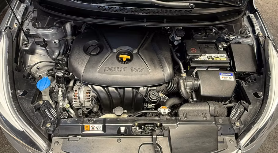 HYUNDAI ELANTRA GLS 2014 GRIS AUTOMÁTICO - Imagen 12