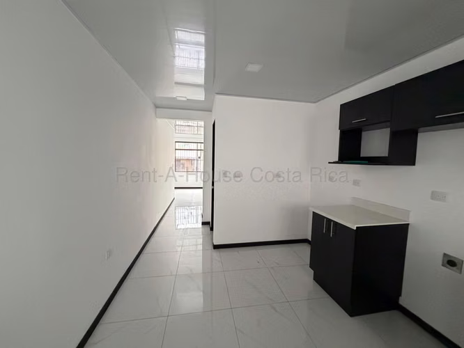  Vendo casa nueva en San Juan de Tibás - Imagen 9