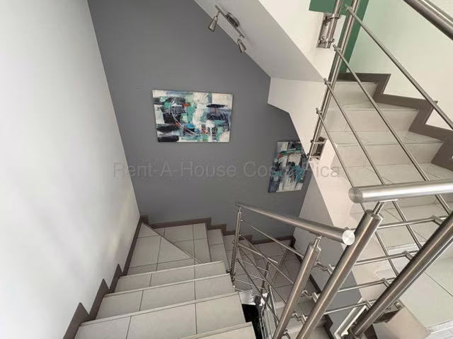 Moderna Casa en Venta en Santo Domingo de Heredia IP - Imagen 2