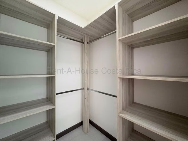 Moderna Casa en Venta en Santo Domingo de Heredia IP - Imagen 12