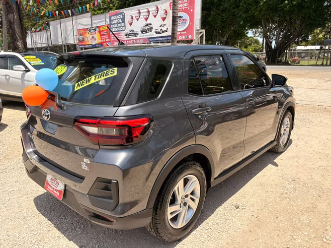 TOYOTA RAIZE E-2023-MANUAL-CAJA 5TA-4X2-9.275.000