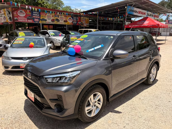 TOYOTA RAIZE E-2023-MANUAL-CAJA 5TA-4X2-9.275.000