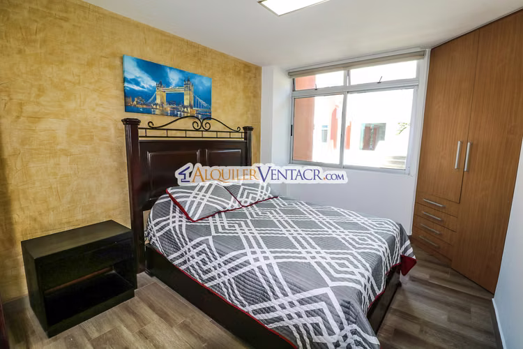 APARTAMENTO DE 3 HABIT. EN GUACHIPELIN ESCAZU - Imagen 11