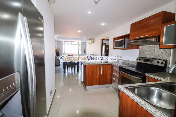 APARTAMENTO DE 3 HABIT. EN GUACHIPELIN ESCAZU - Imagen 4