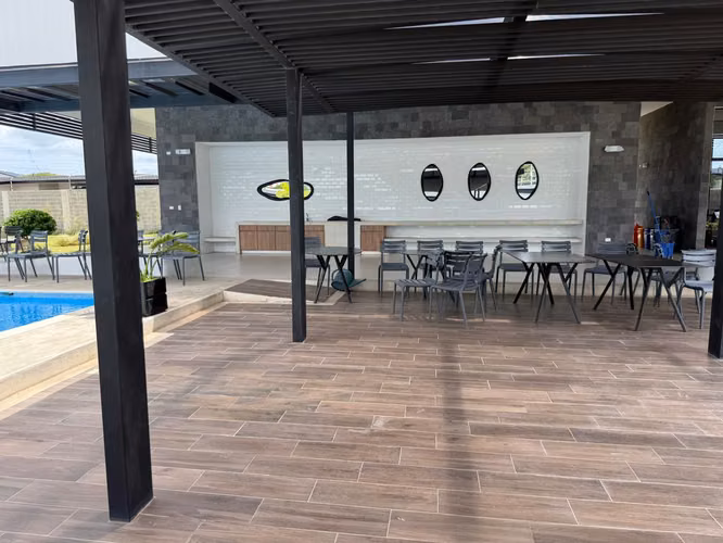 Alquier de Casa en Condominio Santa Ana Lindora | Estudio | Piscina | Zonas Verdes - Imagen 13