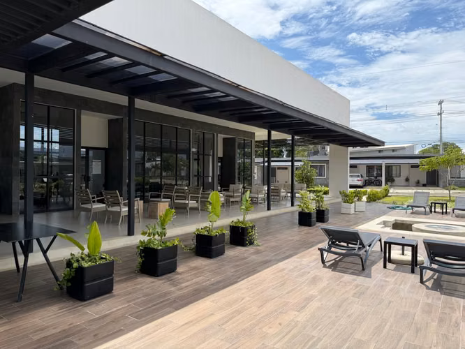 Alquier de Casa en Condominio Santa Ana Lindora | Estudio | Piscina | Zonas Verdes - Imagen 12