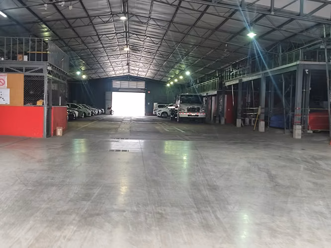 Se vende bodega en San Sebastián - Imagen 5