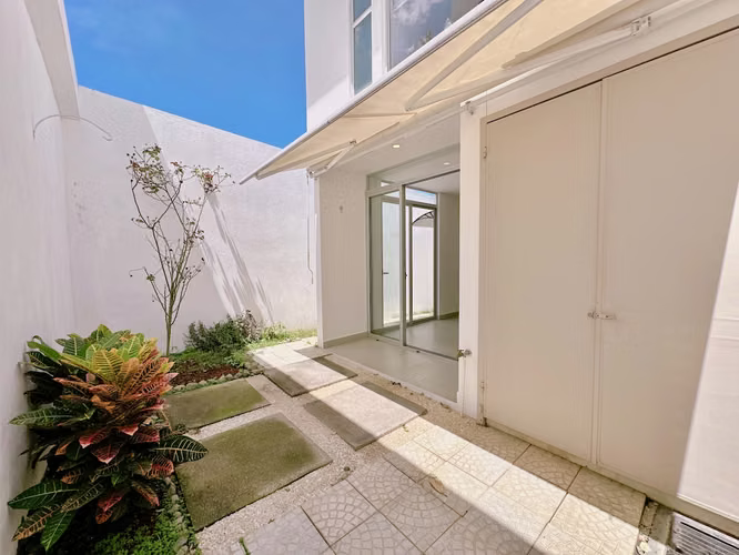 ALQUILER DE CASA EN CONDOMINIO - RIO ORO DE SANTA ANA