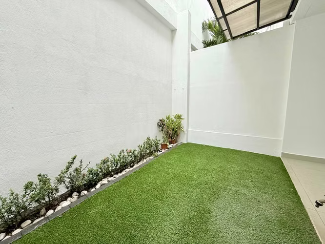 ALQUILER DE CASA CON LINEA BLANCA EN CONDOMINIO - RIO ORO DE SANTA ANA - Imagen 12
